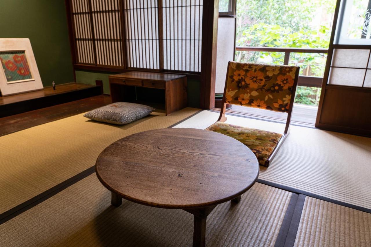 Machiya Guest House Carta Канадзава Екстер'єр фото